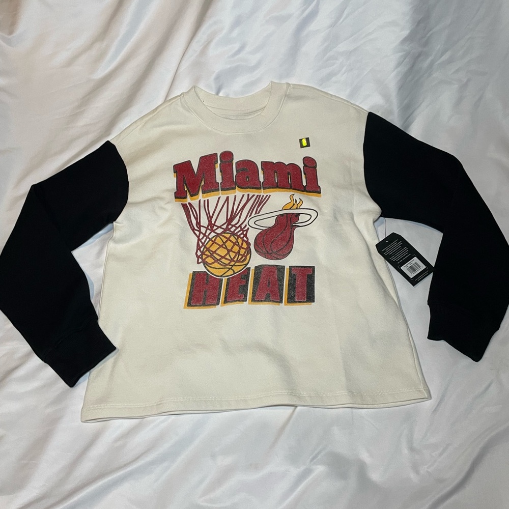 Junk food clothing Miami Heat sweatshirt